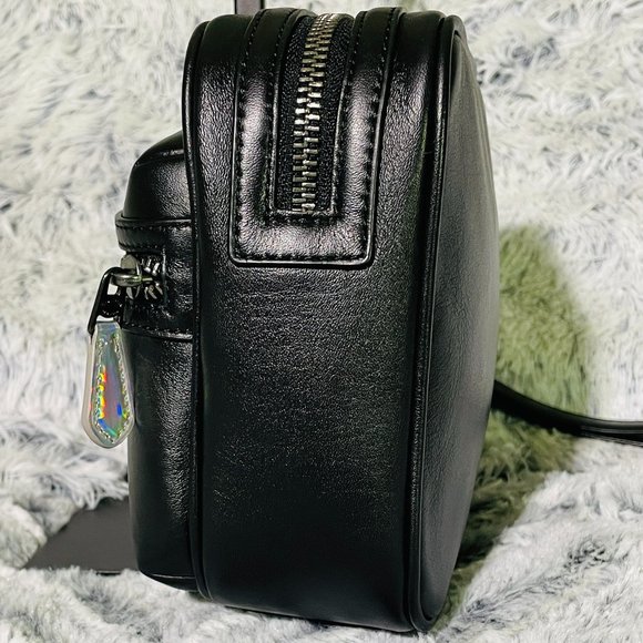 BNWT - COACH TERRAIN POUCH IN BLACK W/REFLECTIVE DETAILS (F79777) - Picture 6 of 15